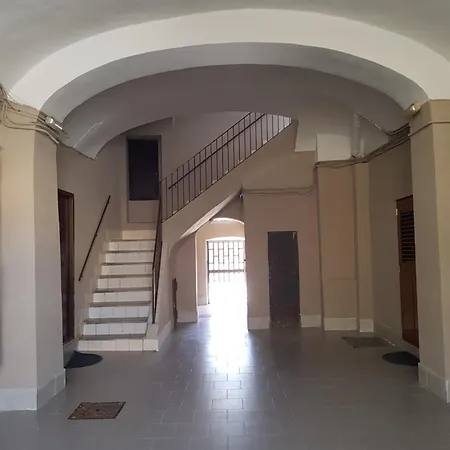Sea House Апартаменты *
